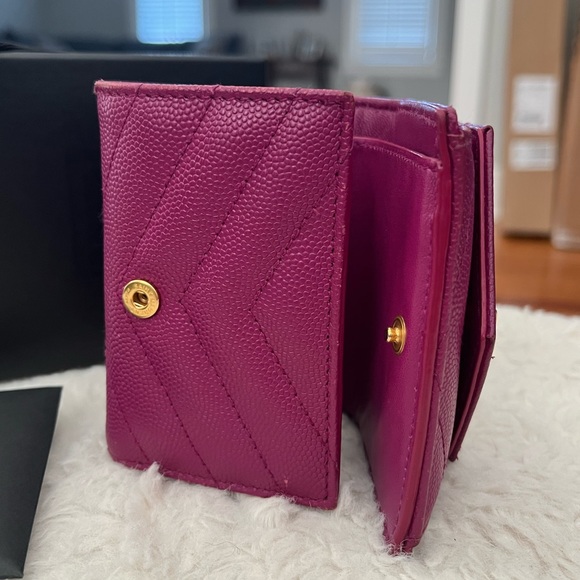 Saint Laurent Trifold Wallet - Picture 12 of 17